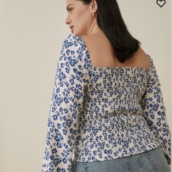 NWT REFORMATION REIGN TOP - Picture 4 of 5